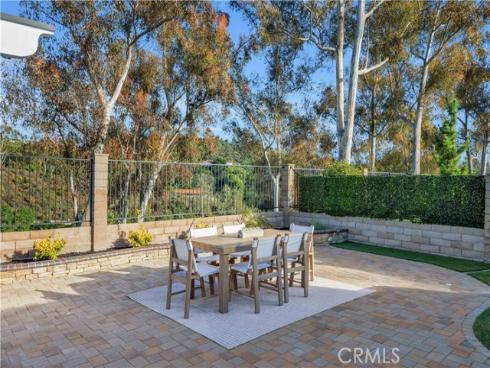 21952  Esplendor  , Mission Viejo, CA