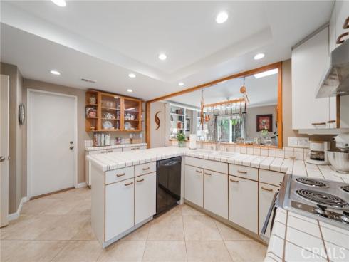 26891  Preciados  , Mission Viejo, CA
