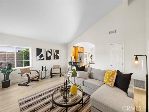 27105  Ayamonte  , Mission Viejo, CA