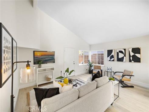 27105  Ayamonte  , Mission Viejo, CA