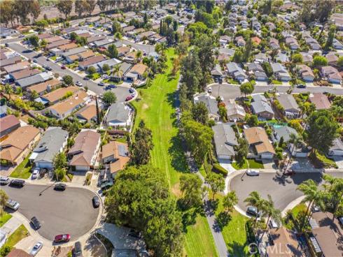 27105  Ayamonte  , Mission Viejo, CA