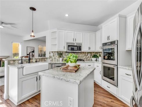 32  Arrivo   Drive, Mission Viejo, CA