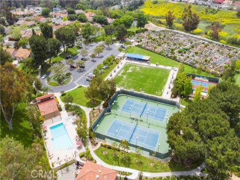 27952  Calle Casal  , Mission Viejo, CA