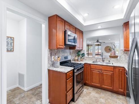 27887  Mazagon  , Mission Viejo, CA