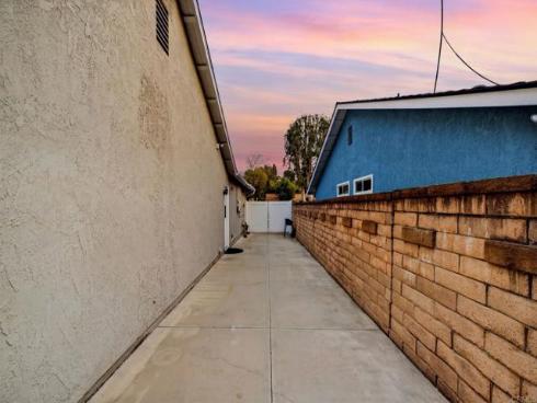 27875  Abadejo  , Mission Viejo, CA