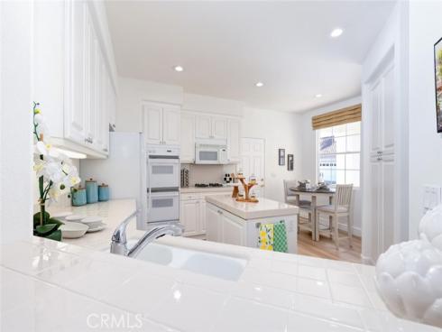 21351  Mazatlan  , Mission Viejo, CA