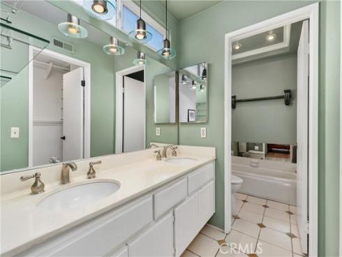 25215  Arion  , Mission Viejo, CA