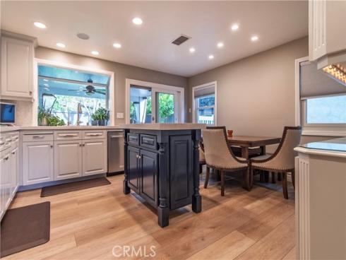 22076  Tobarra  , Mission Viejo, CA