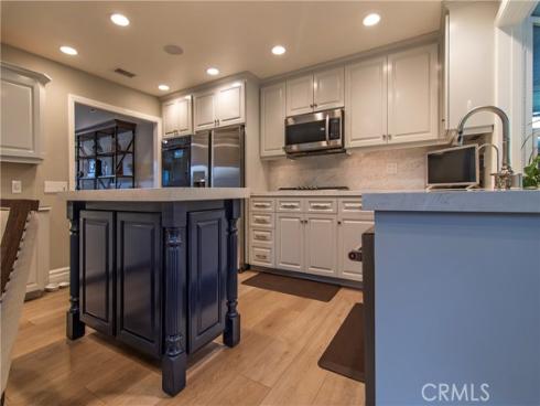 22076  Tobarra  , Mission Viejo, CA