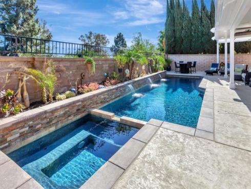 23082  Sonoita  , Mission Viejo, CA