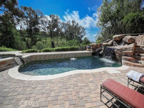 26586  Via Noveno  , Mission Viejo, CA