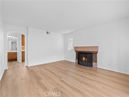 28082  Somerset  , Mission Viejo, CA