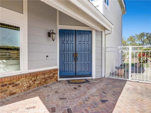 27181  Corcubion  , Mission Viejo, CA