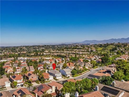 27181  Corcubion  , Mission Viejo, CA