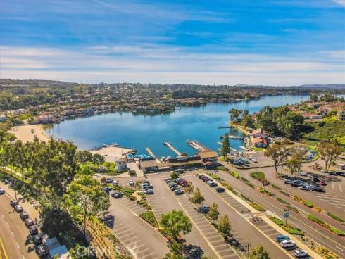 27181  Corcubion  , Mission Viejo, CA