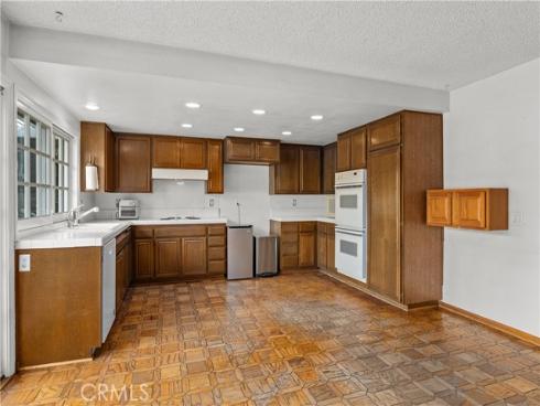22611  Demasia  , Mission Viejo, CA