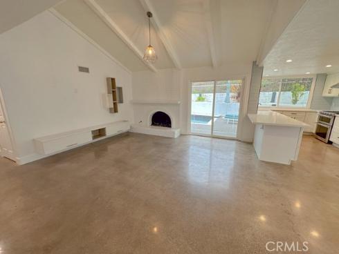 25761  Serenata  , Mission Viejo, CA
