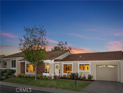 23701  Via Storni  , Mission Viejo, CA