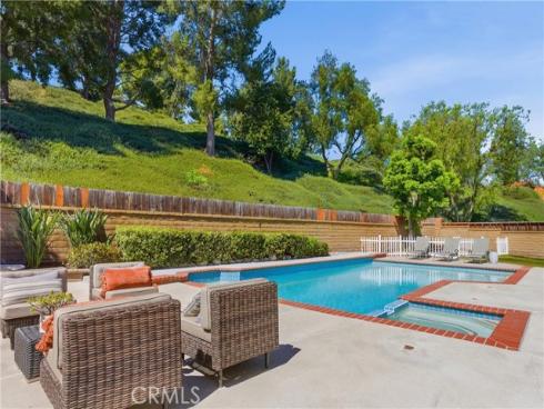 27341  Becedas  , Mission Viejo, CA