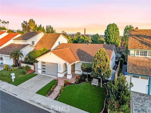 23002  Cecelia  , Mission Viejo, CA