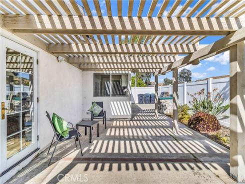 28935  De La Luna  , Mission Viejo, CA