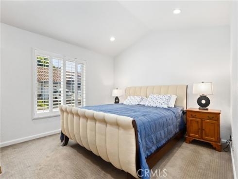 27858  Via Sarasate  , Mission Viejo, CA