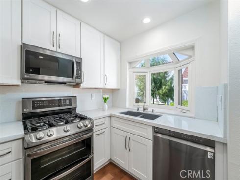 27725 Calle Valdes , Mission Viejo, CA