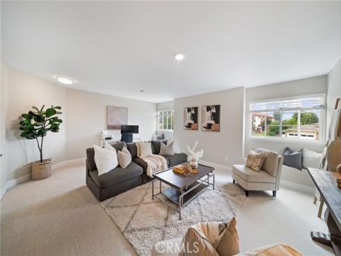 27612  Carballo  , Mission Viejo, CA