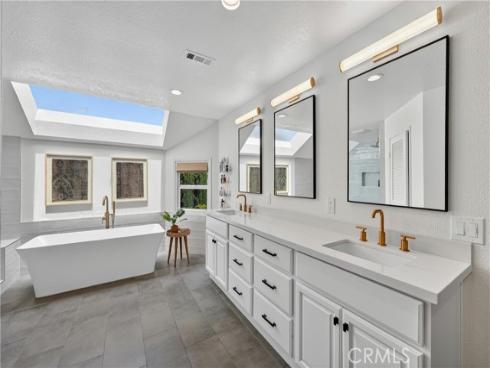 22841 Pocetas , Mission Viejo, CA