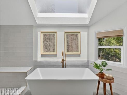 22841 Pocetas , Mission Viejo, CA
