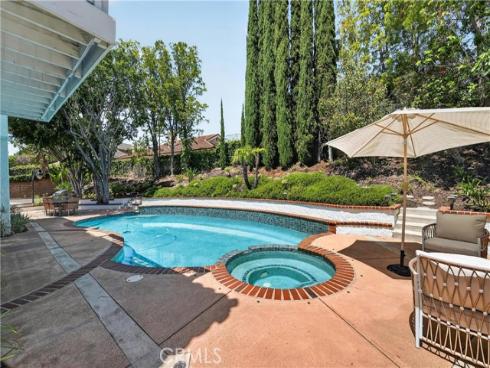 22841 Pocetas , Mission Viejo, CA
