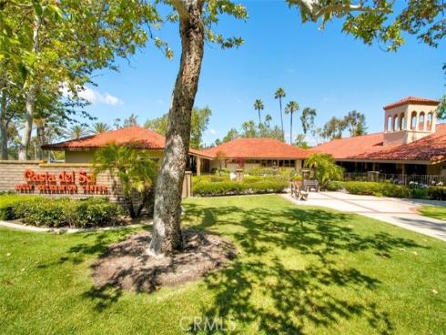 27684 Calle Valdes , Mission Viejo, CA