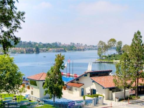 27735 Via Rodrigo , Mission Viejo, CA