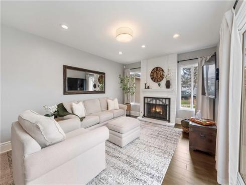 21755 Cabrosa , Mission Viejo, CA