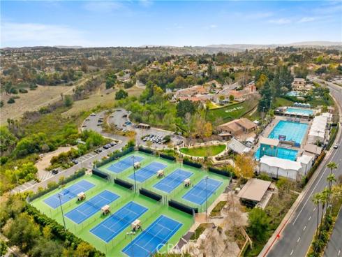 21755  Cabrosa  , Mission Viejo, CA