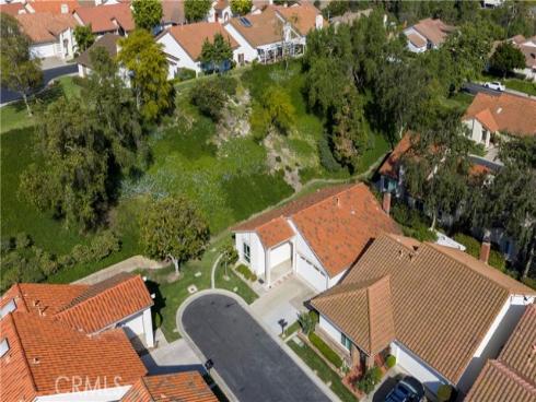 27706 Calle Valdes , Mission Viejo, CA