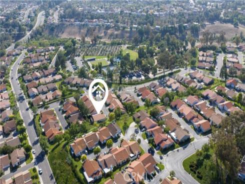 27706 Calle Valdes , Mission Viejo, CA