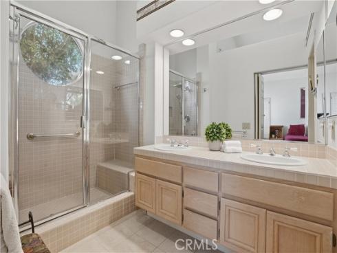 21375 Amora , Mission Viejo, CA
