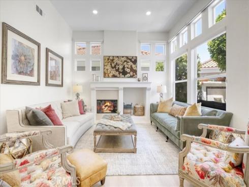 21351 Mazatlan , Mission Viejo, CA