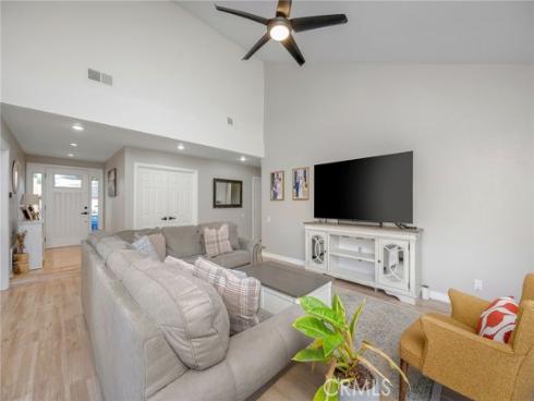 24482 Ferrocarril , Mission Viejo, CA