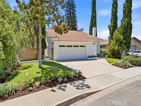 22751 Via Santiago , Mission Viejo, CA