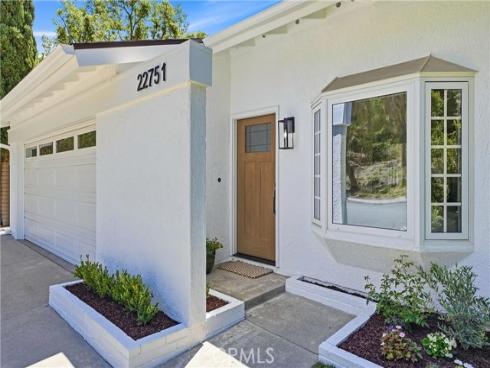 22751 Via Santiago , Mission Viejo, CA
