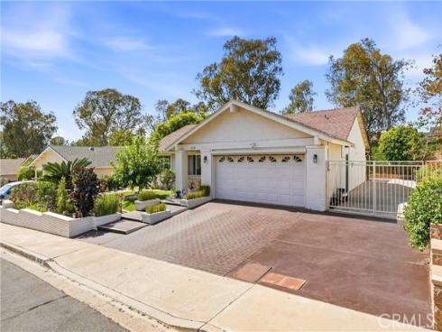 26781 Via Zaragosa , Mission Viejo, CA