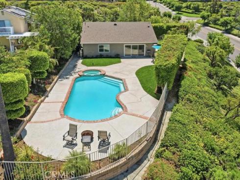 21711 Bogarra , Mission Viejo, CA