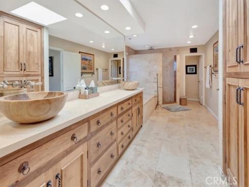 22861  Bergantin  , Mission Viejo, CA