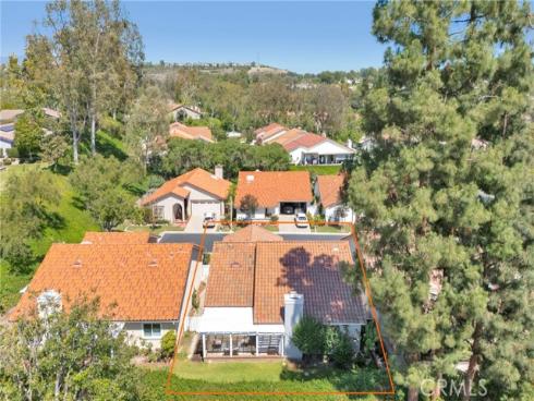 28013 Espinoza , Mission Viejo, CA