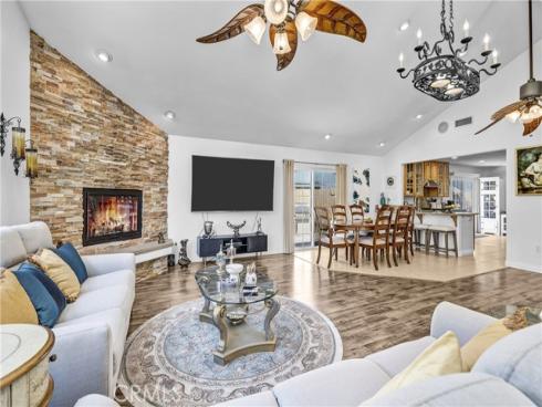 23801  Lindley  , Mission Viejo, CA