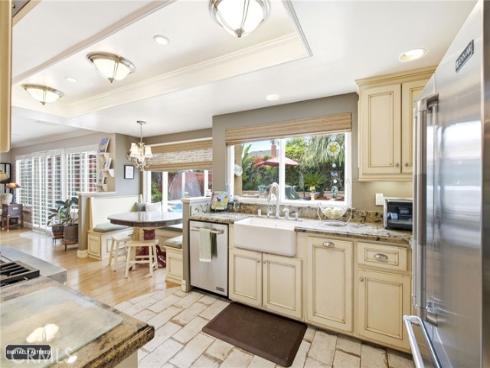 24001 Lindley , Mission Viejo, CA