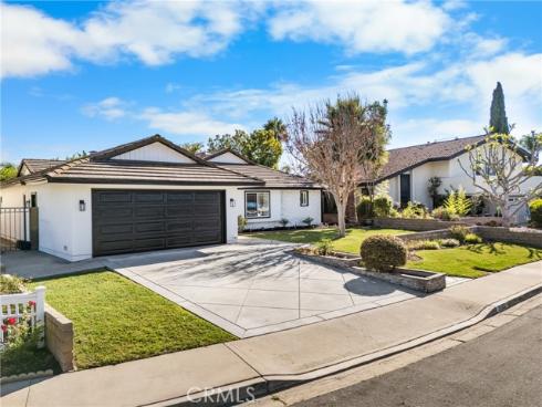25532 Rhoda Drive, Mission Viejo, CA