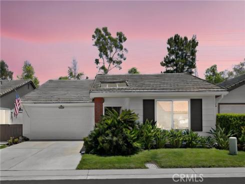23576  Villena  , Mission Viejo, CA